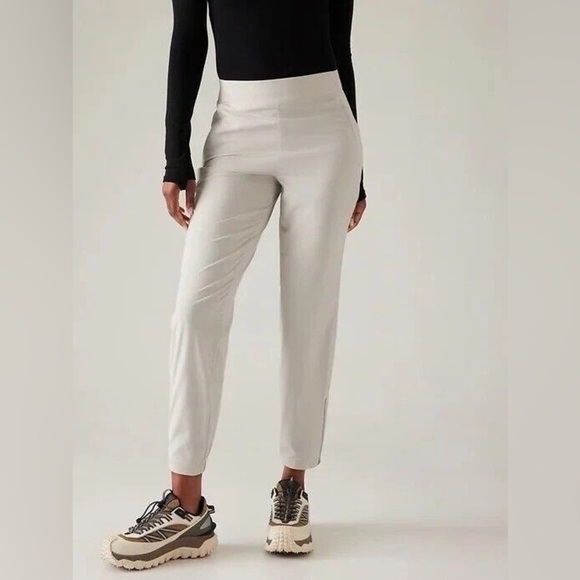 Athleta Brooklyn Heights Jogger in Abalone, Size 10 - Picture 1 of 10